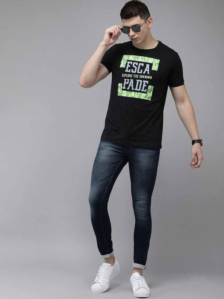 SPYKAR Men Black & Green Typography Printed Pure Cotton Slim Fit T-shirt