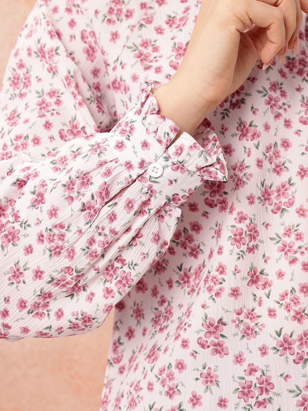 all about you Floral Print Tie-Up Neck Top