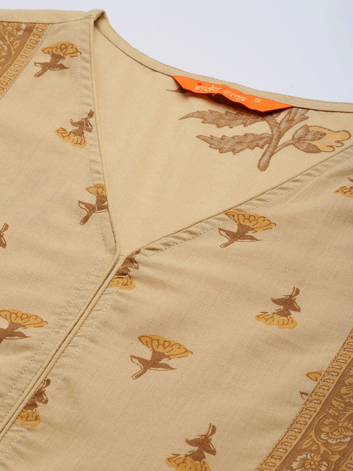Indo Era Women Floral Printed Pure Cotton Kurta with Trousers