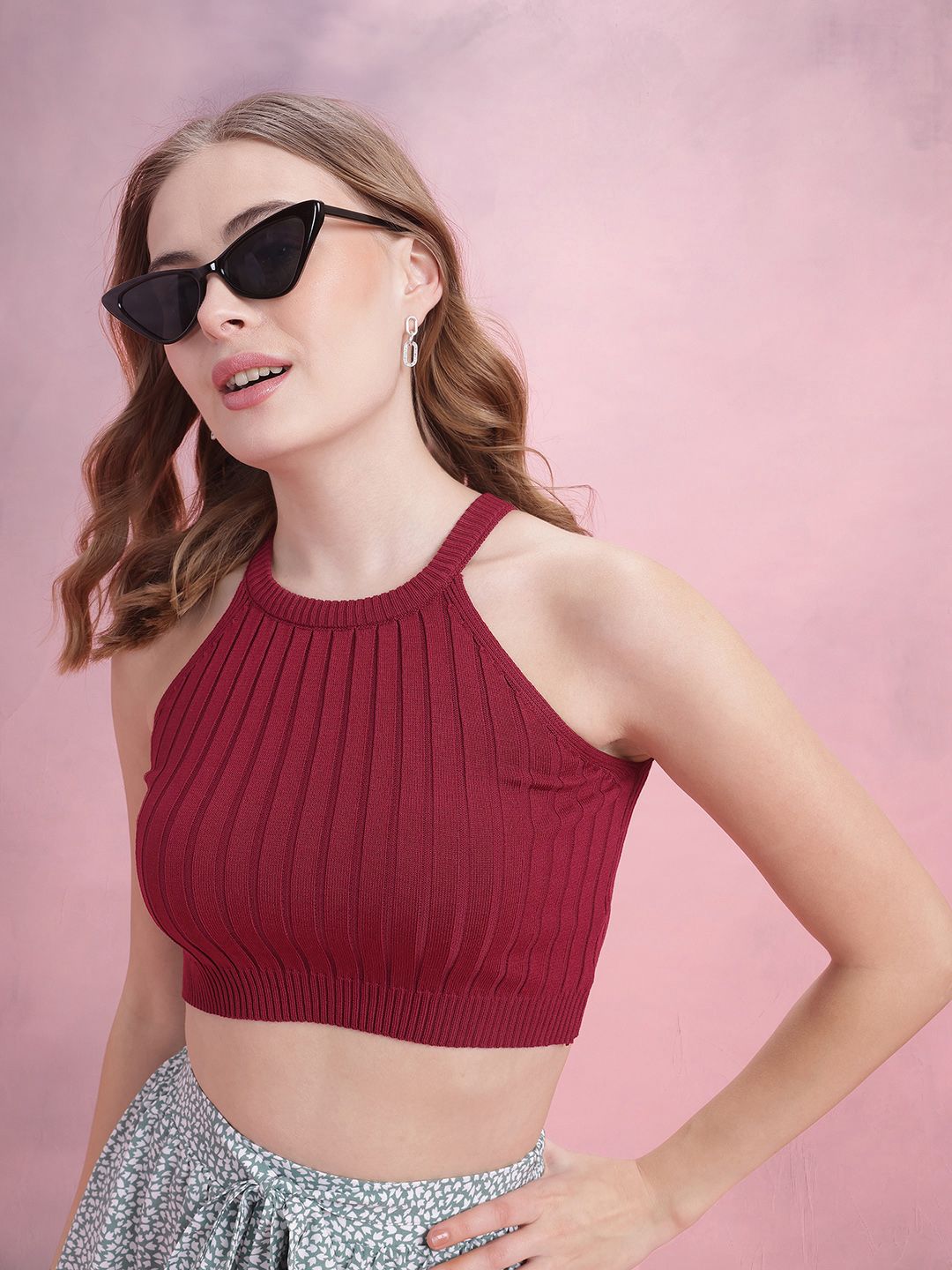 DressBerry Ribbed Fitted Crop Top