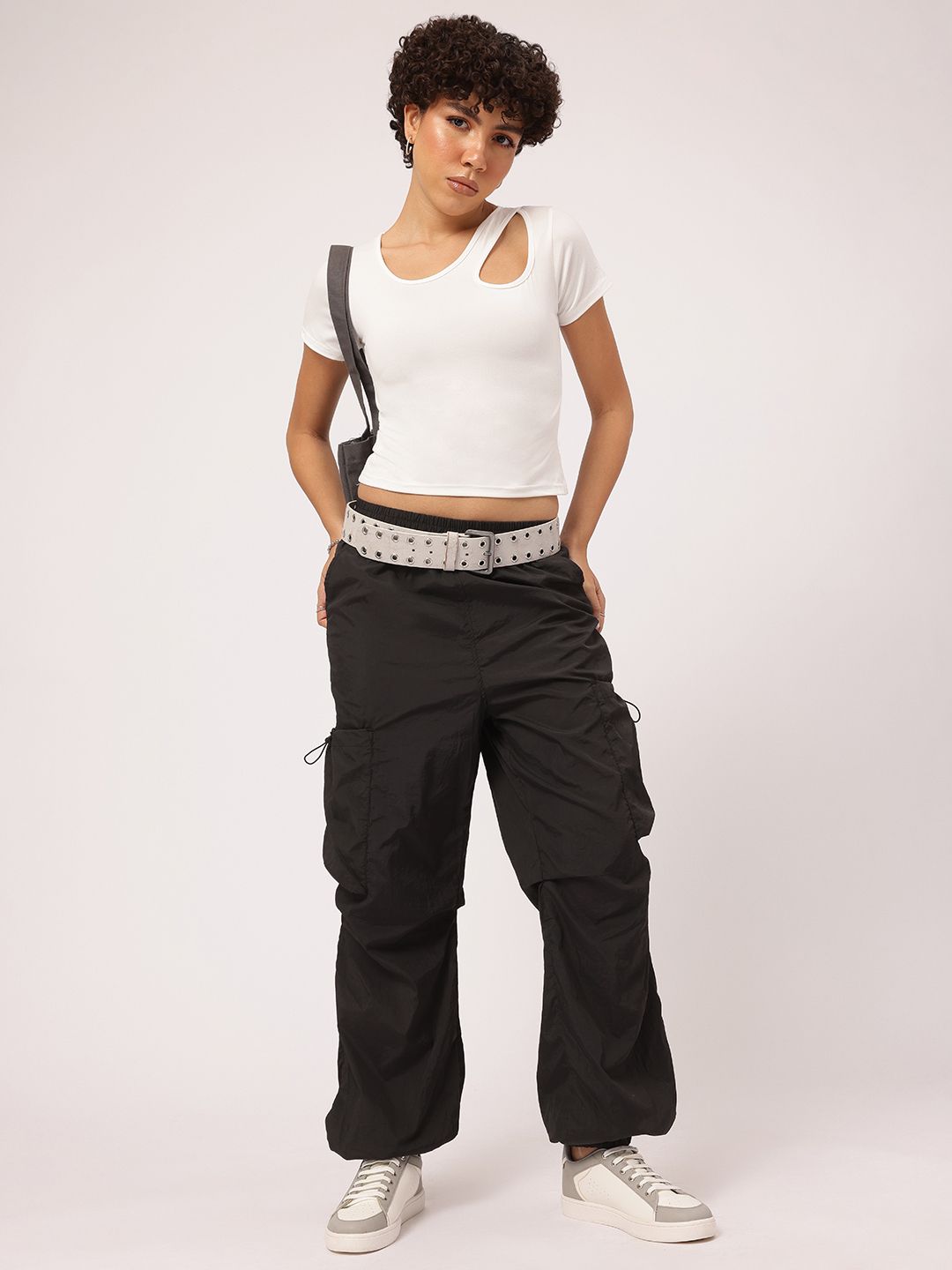 DressBerry Slanted Style Cut-Out Chic Crop Top