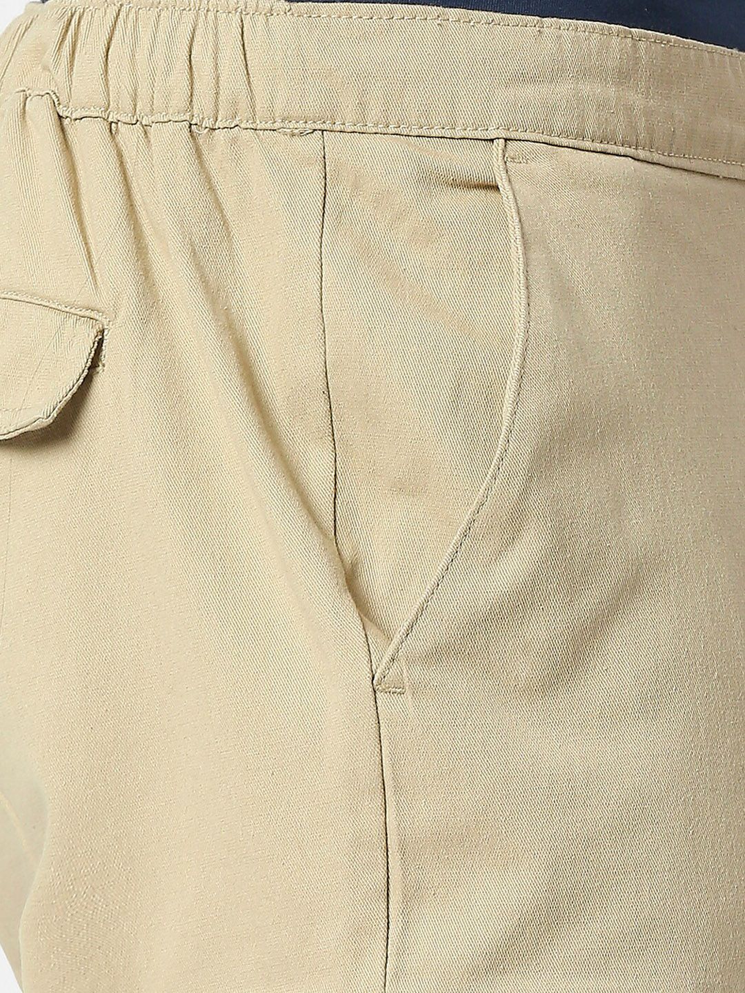 Thomas Scott Men Comfort Mid-Rise Easy Wash Cargo Trousers