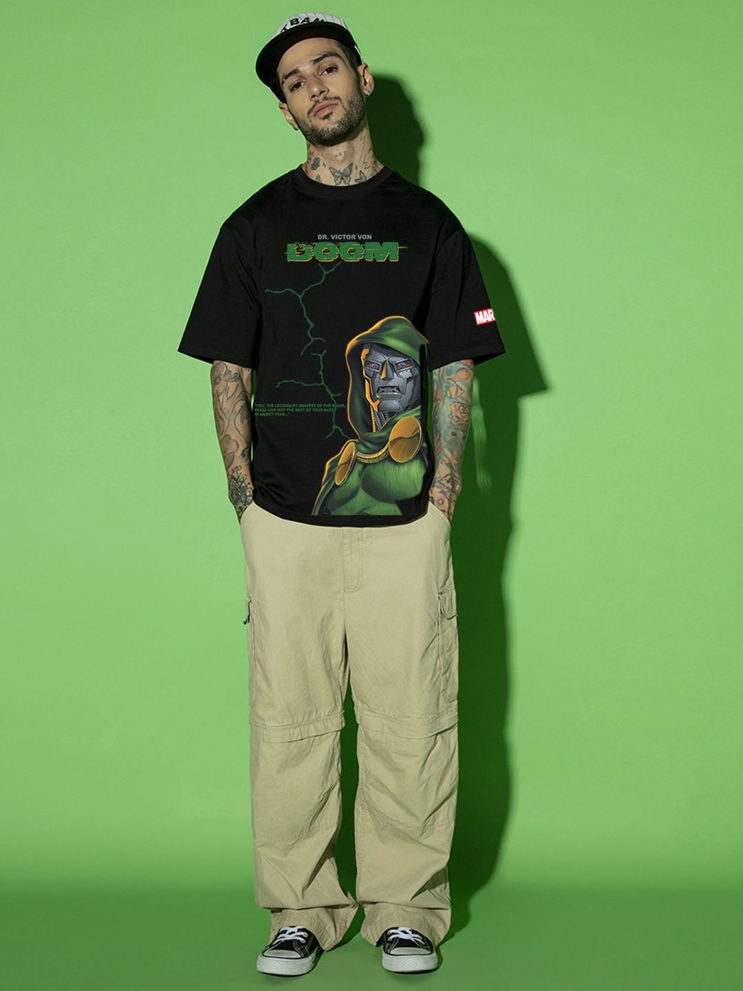 Bewakoof Men Graphic Printed Round Neck Pure Cotton Oversized Marvel T-shirt