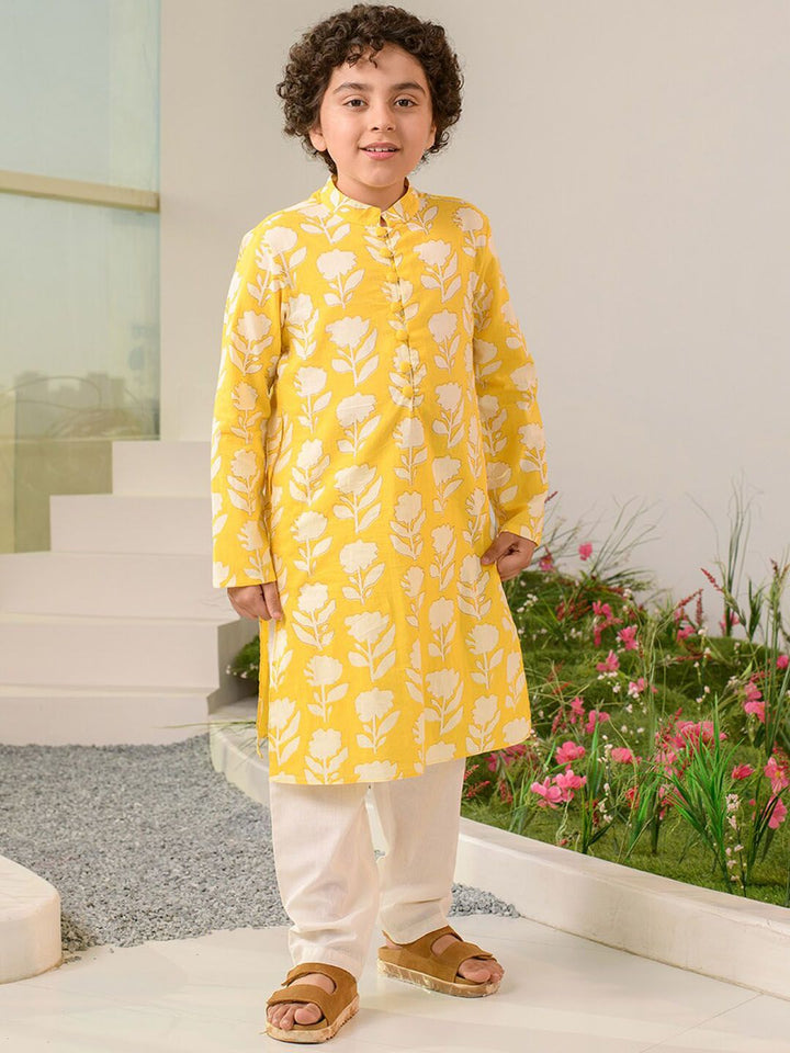 pspeaches Boys Floral Printed Pure Cotton Kurta with Pyjamas