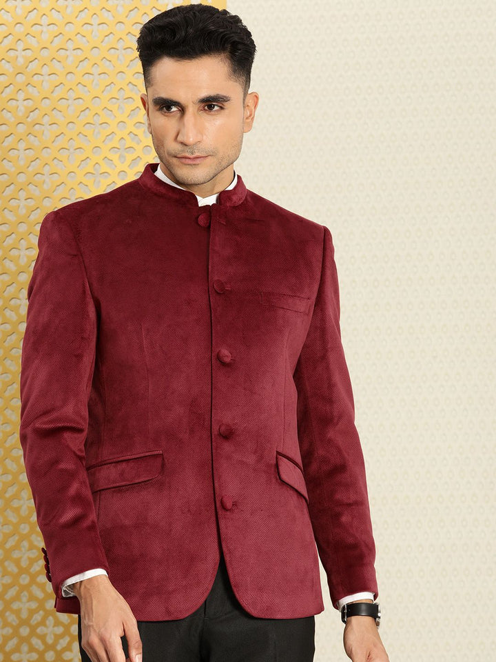 House of Pataudi Self Design Velvet Finish Mandarin Collar Bandhgala Jashn Blazer