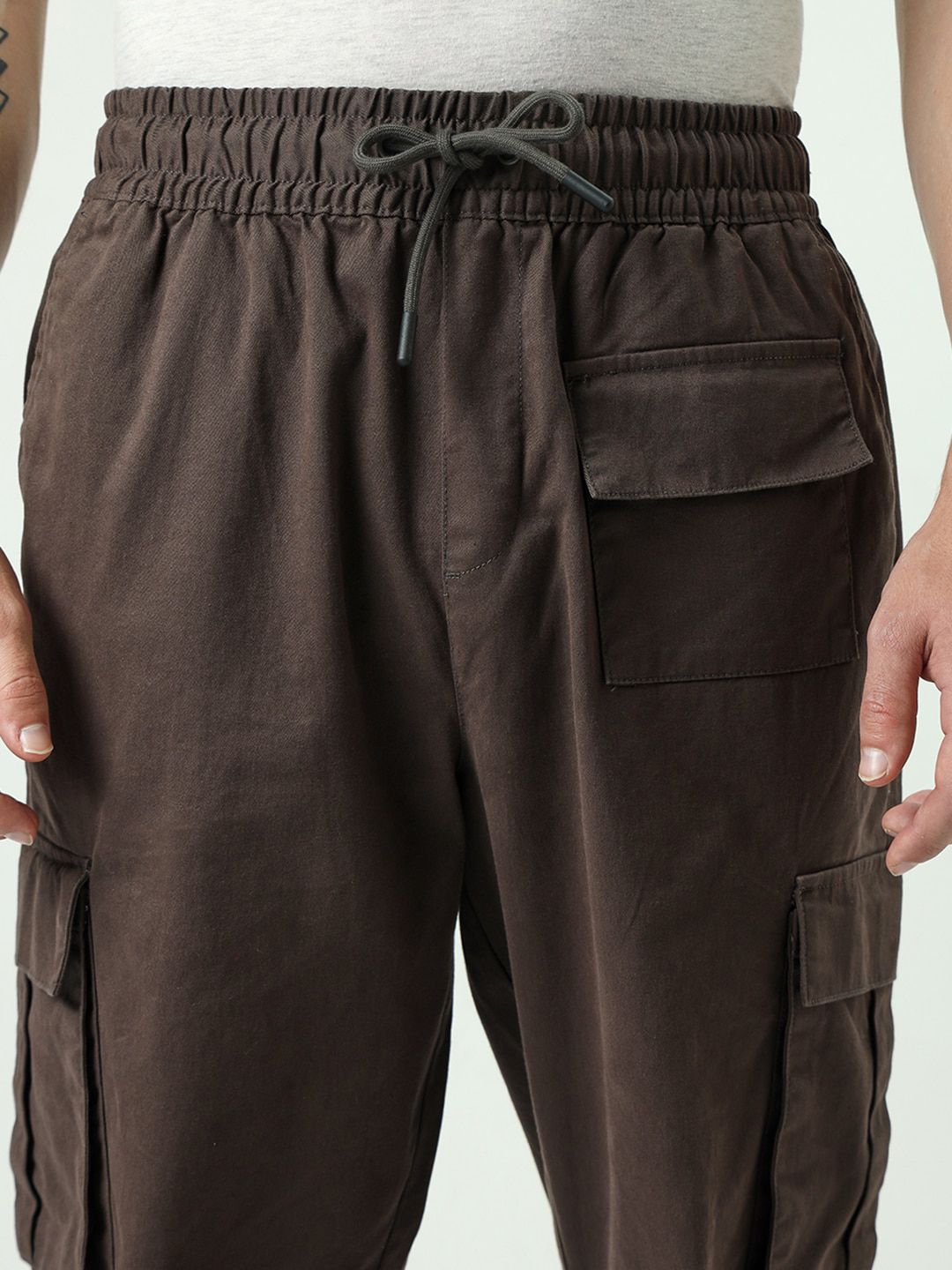 Bewakoof Men Baggy Oversized Cargo Parachute Pants
