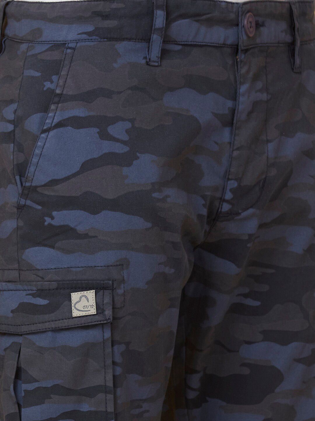 Being Human Men Camouflage Printed Slim Fit Cargos