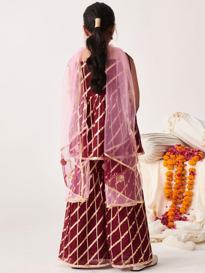 pspeaches Girls Self Design Gotta Patti Kurta Sets With Dupatta