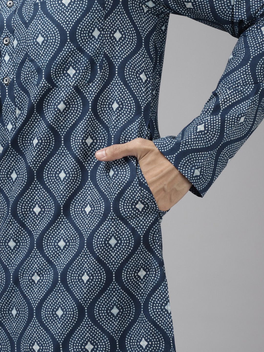 See Designs Men Blue Printed Pure Cotton Indigo Kurta with Trousers