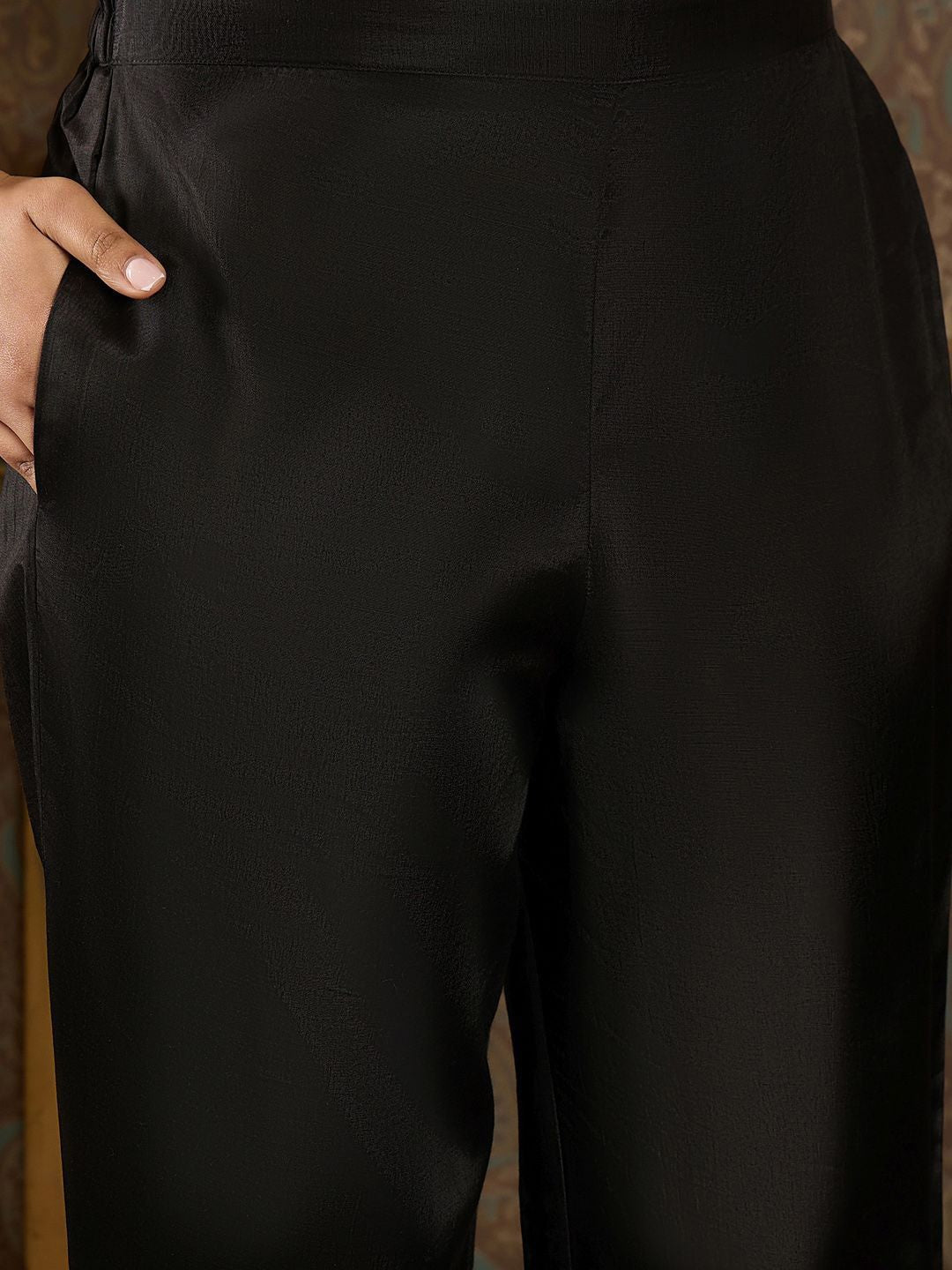 Indo Era Floral Embroidered Sequinned Panelled Organza Kurta With Trousers & Dupatta