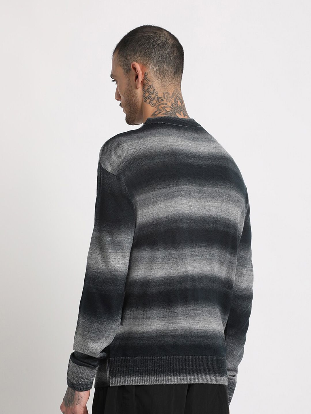 THE BEAR HOUSE Striped Drop-Shoulder Sleeves Acrylic Pullover Sweatshirt