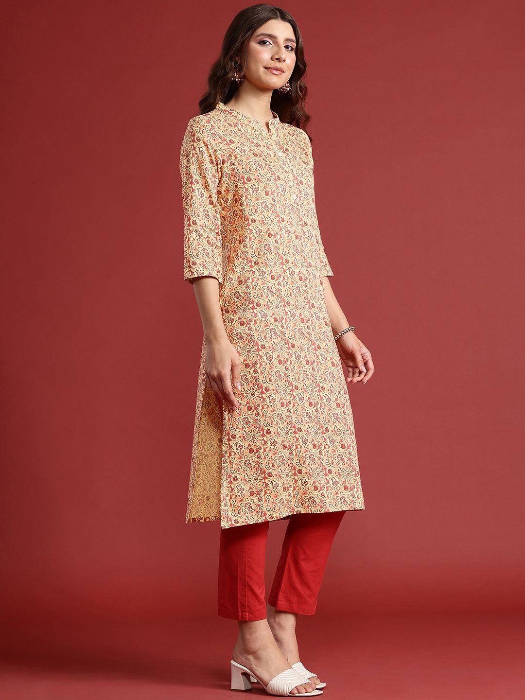 Anouk Floral Printed Straight Kurta