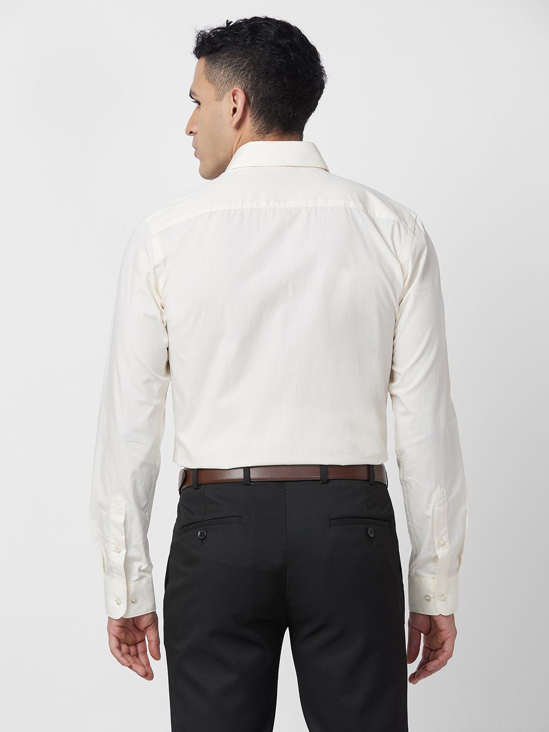 Raymond Solid Slim Fit Pure Cotton Formal Shirt