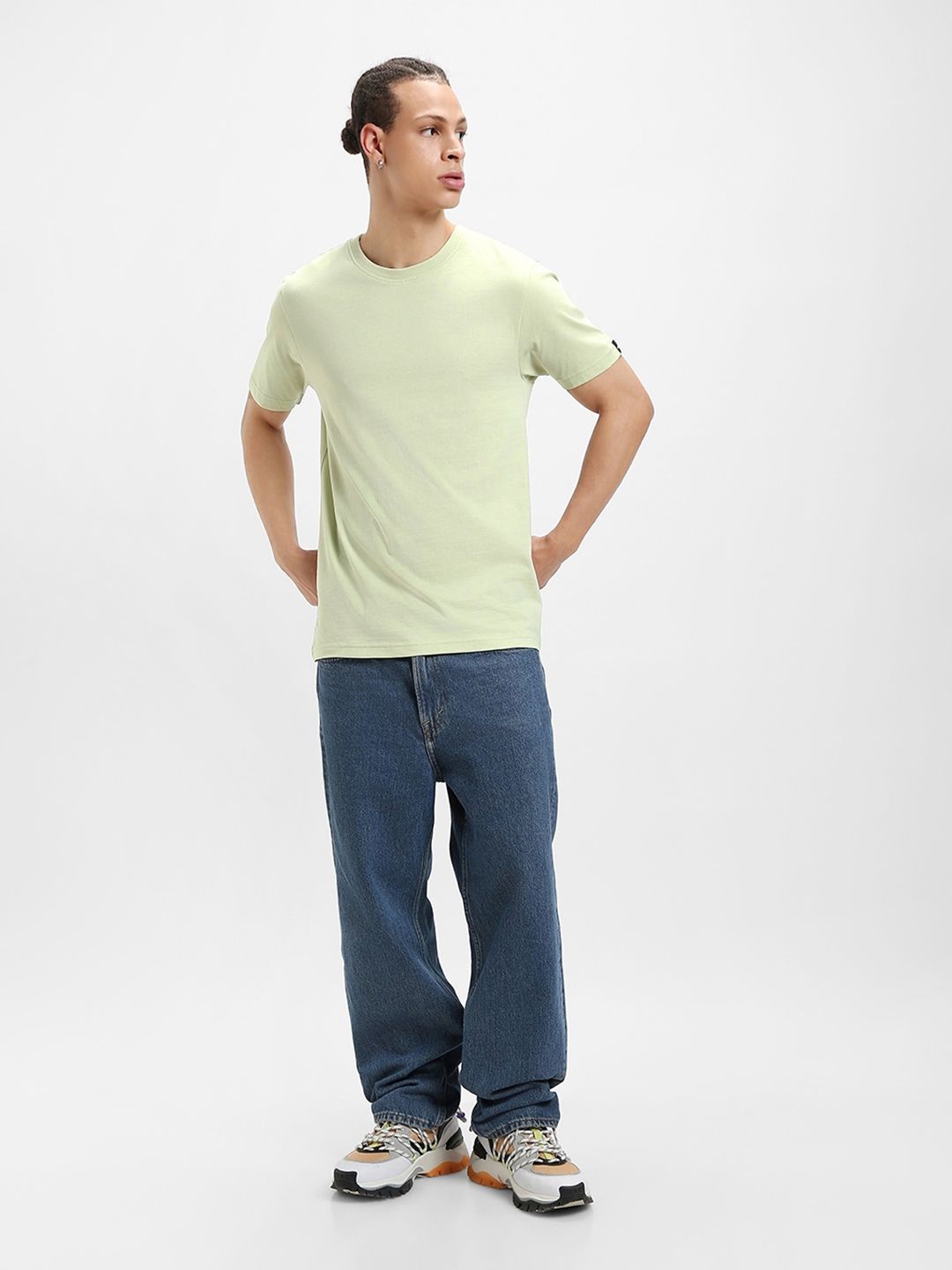 Bewakoof Green Round Neck Short Sleeves Pure Cotton Regular T-shirt