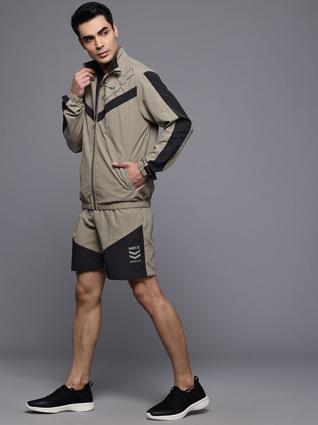 HRX by Hrithik Roshan Rapid Dry Mock Collar Running Tracksuit