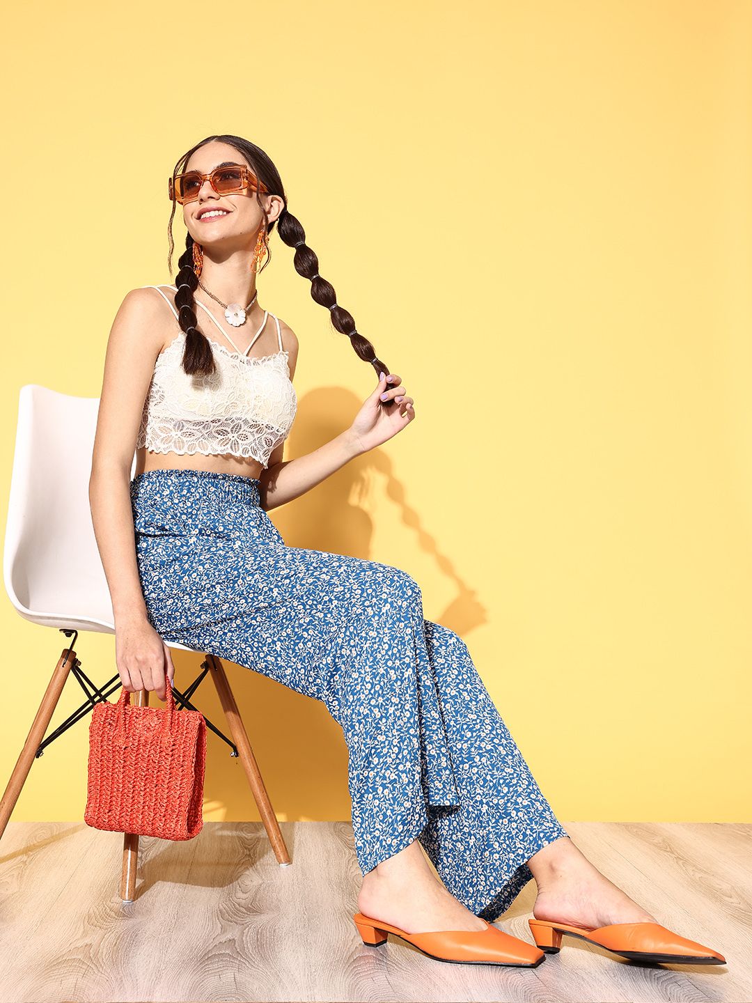 Berrylush Women Blue Floral Vacay Attire