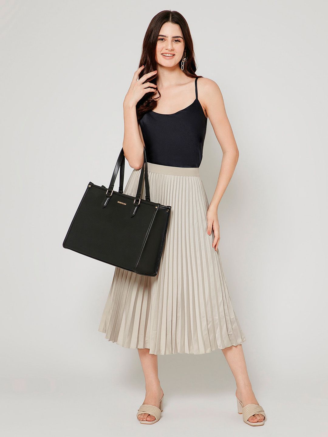 Berrylush Women's Structured Shoulder Bag