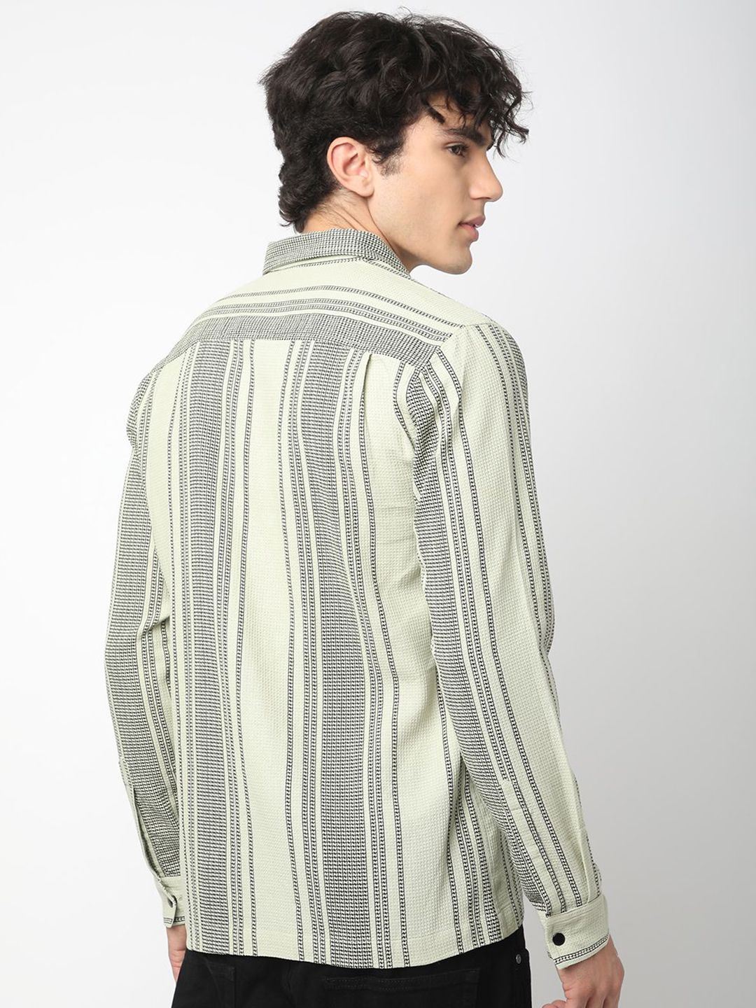 VASTRADO Men Classic Spread Collar Multi Striped Cotton Slim Fit Casual Shirt