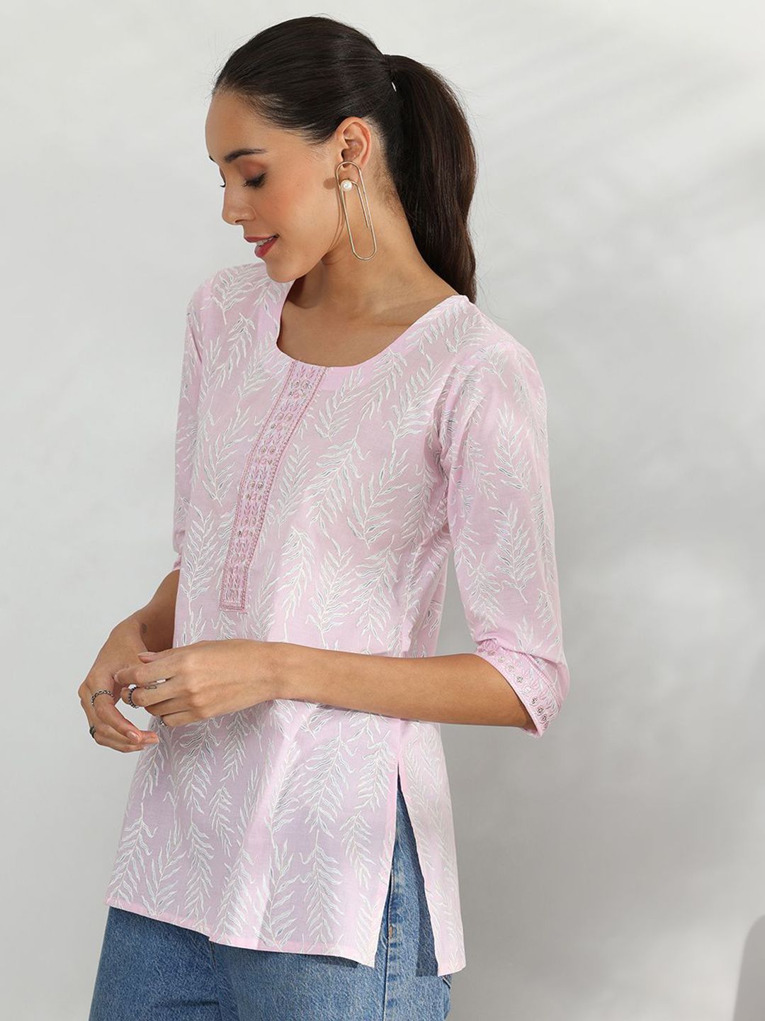 Libas Women Floral Printed Pure Cotton Kurti