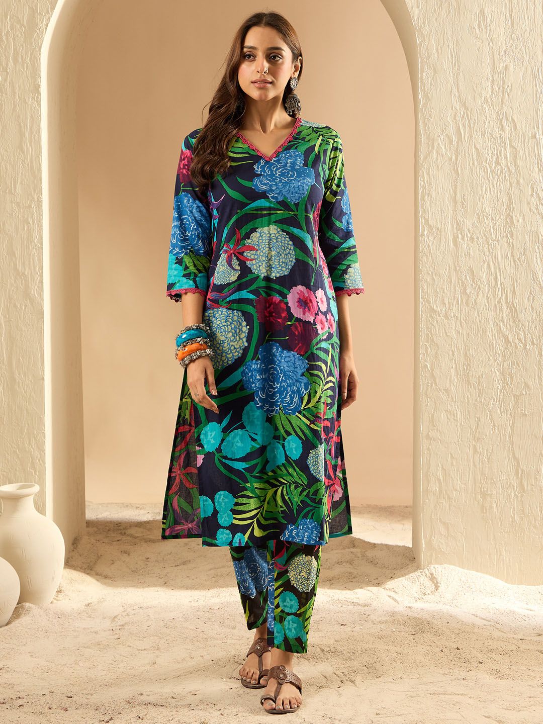 Indo Era Women Floral Printed Regular Pure Cotton Kurta with Trousers