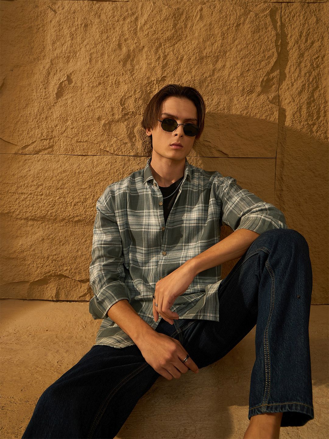 DENNISON Drop Shoulder Oversized Checked Shirt