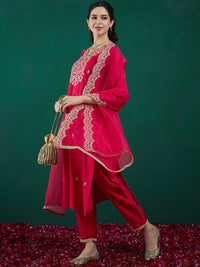 Indo Era Floral Embroidered Regular Liva Zari Kurta With Trousers & Dupatta