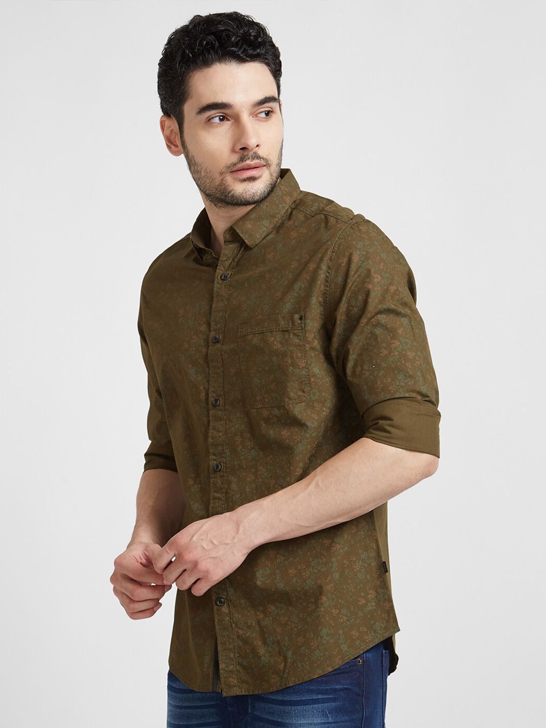 SPYKAR Classic Floral Printed Spread Collar Slim Fit Cotton Casual Shirt