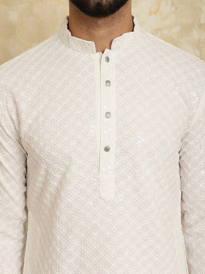 SOJANYA Geometric Embroidered Pure Cotton Mandarin Collar Straight Kurta