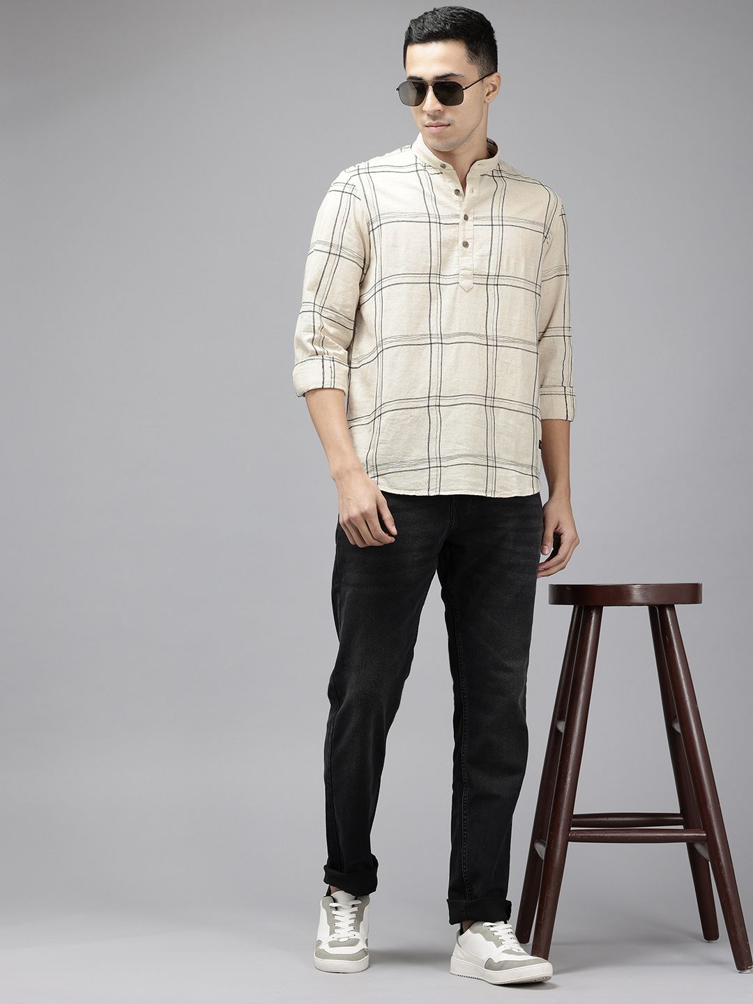 SPYKAR Cotton-Linen Checked Casual Shirt