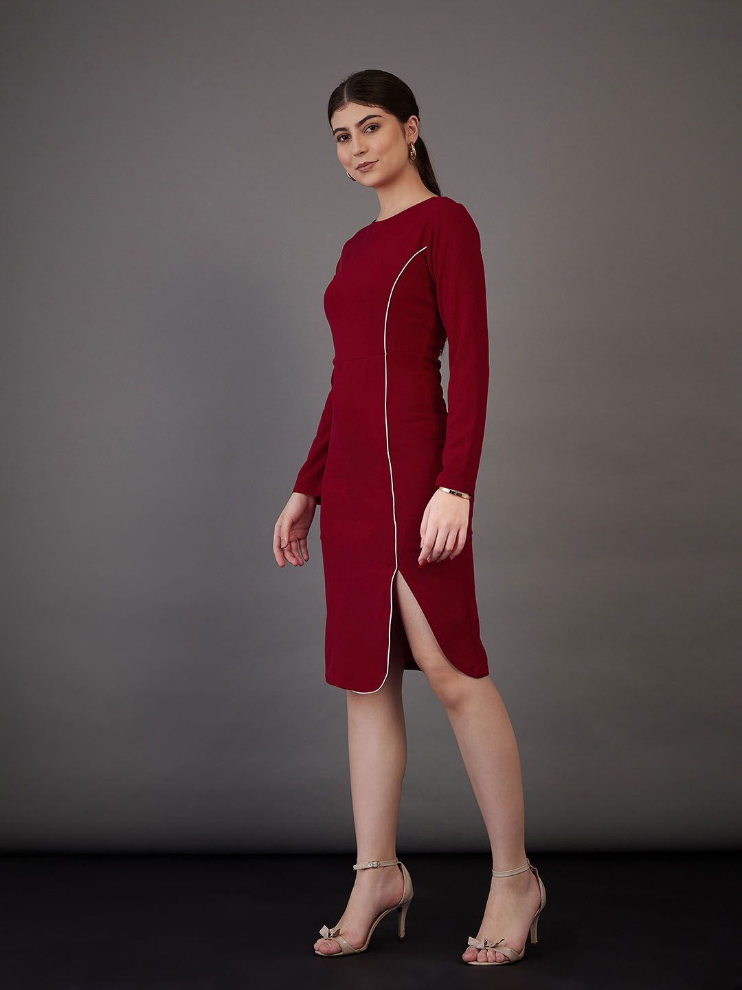 SASSAFRAS worklyf Contrast Piping Bodycon Dress