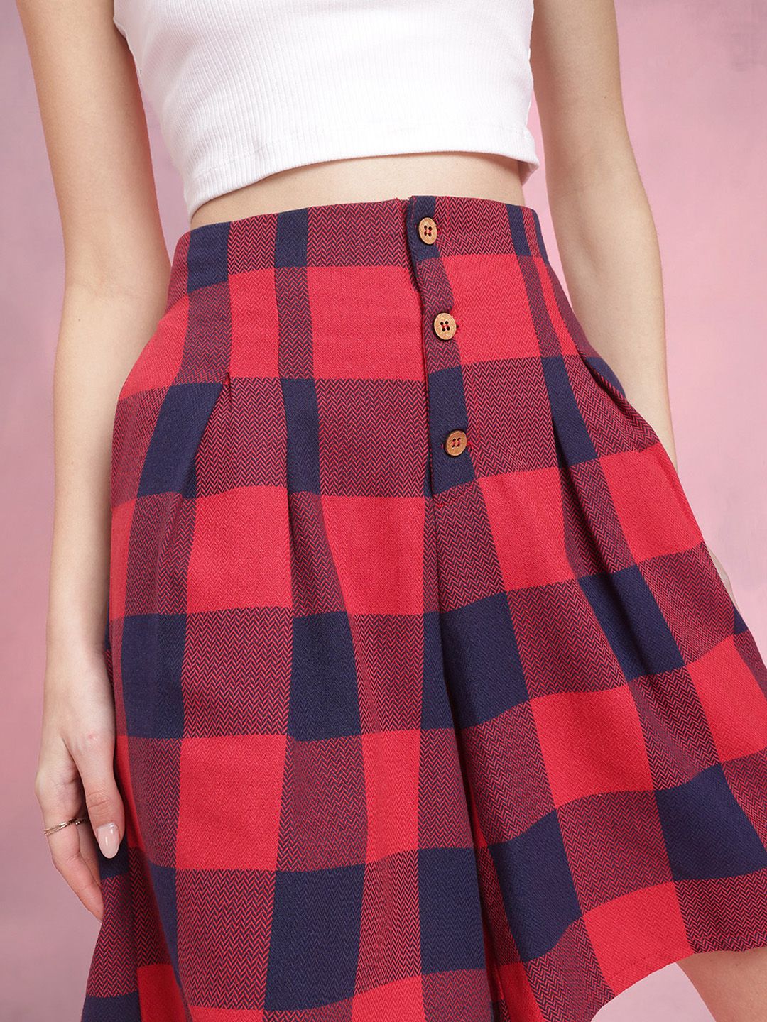 DressBerry Women Checked Herringbone Shorts