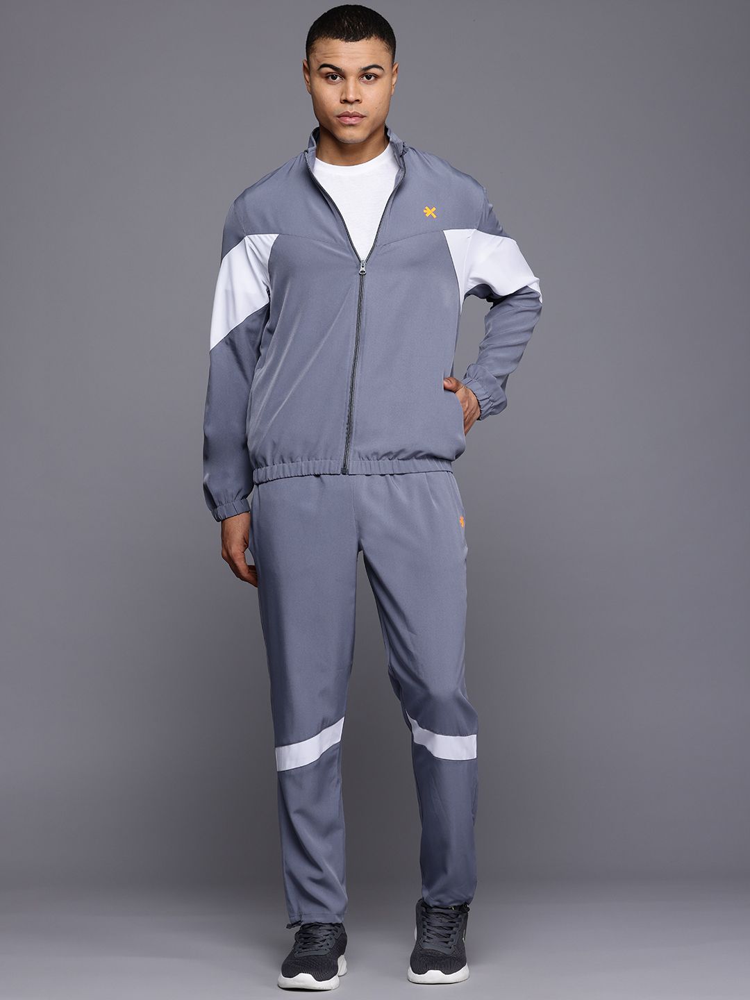 HRX by Hrithik Roshan Colourblocked Detail Training Tracksuit