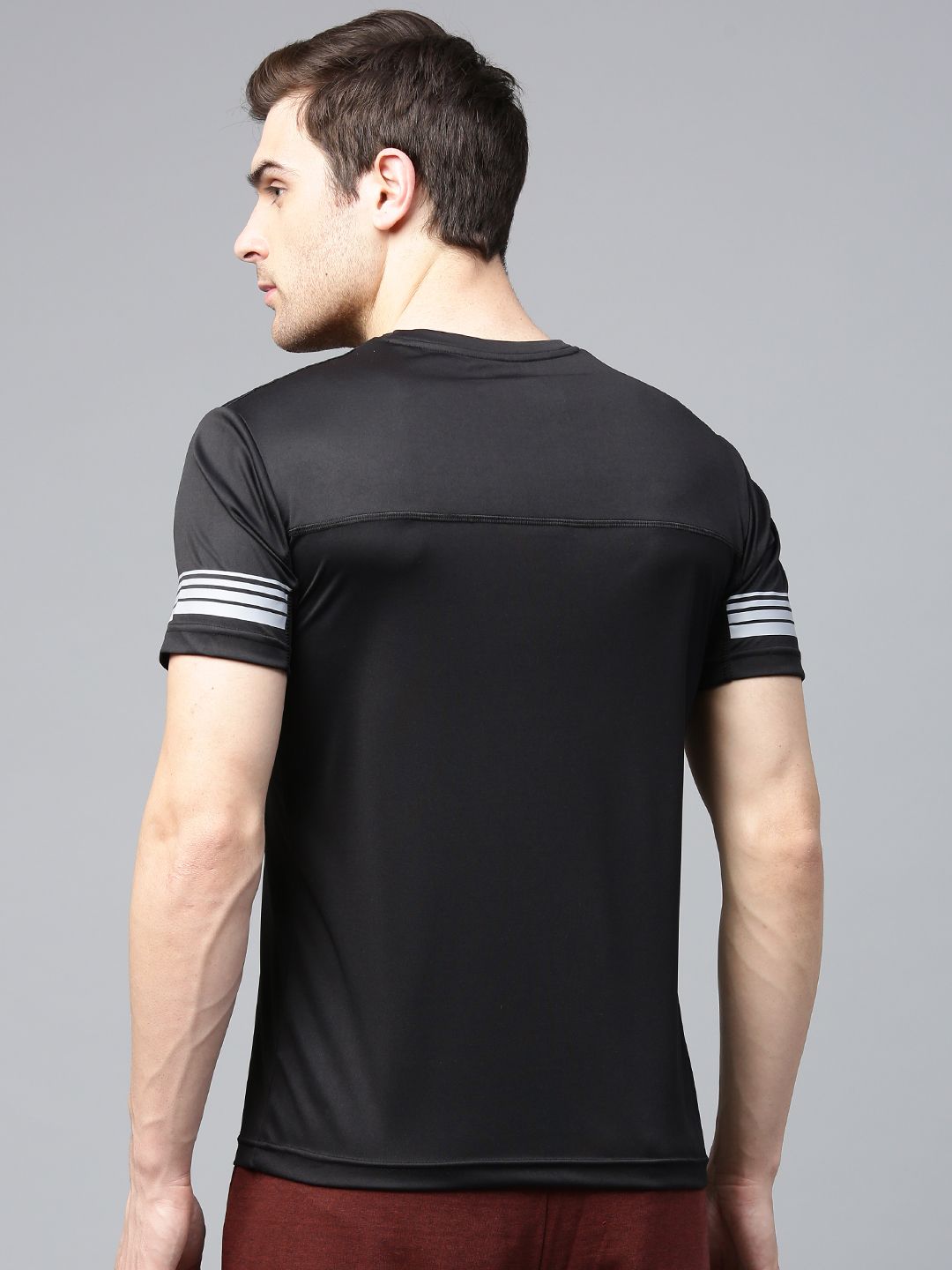 HRX by Hrithik Roshan Men Black Advanced Rapid Dry T-shirt