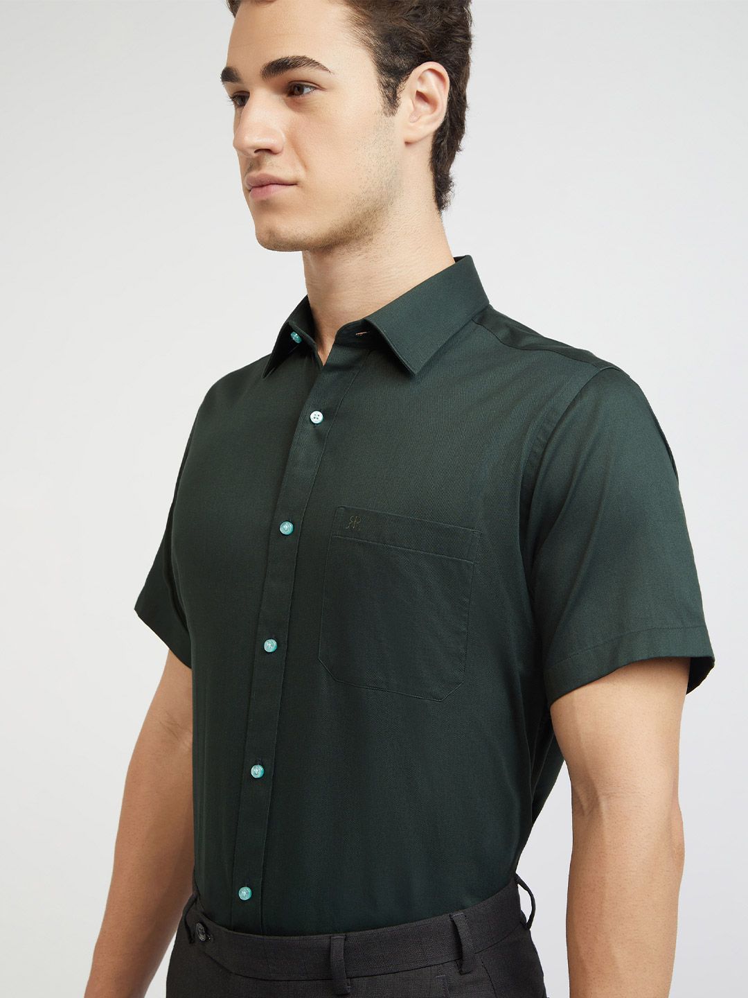 Raymond Pure Cotton Solid Regular Fit Formal Shirt