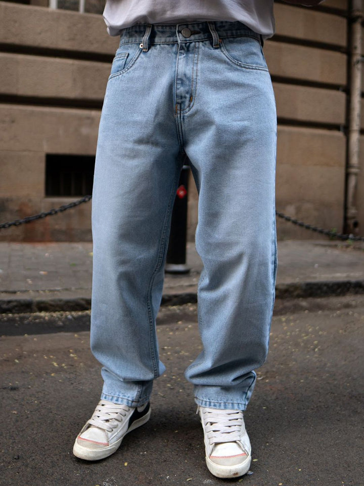 Powerlook Men Relaxed Fit Light Blue Mildly Distressed Light Fade Cotton Jeans