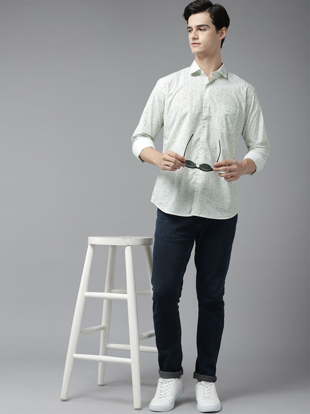 Park Avenue Men Pure Cotton Slim Fit Printed Casual Shirt