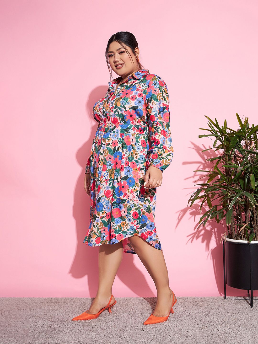 SASSAFRAS Curve Blue & Pink Plus Size Floral Printed Puff Sleeves Belted Shirt Dress