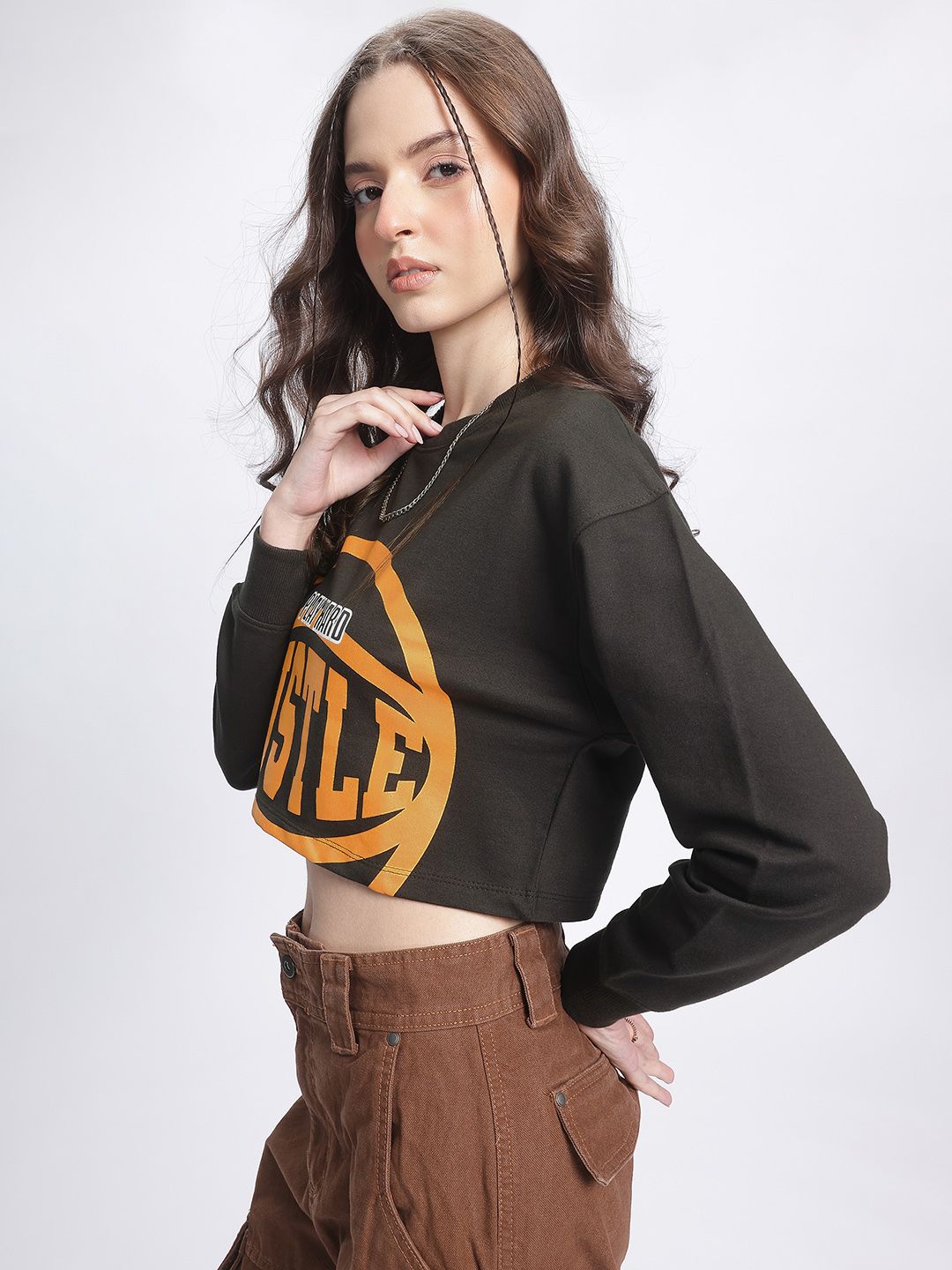 DressBerry Hustle Hard Printed Crop Sweatshirt