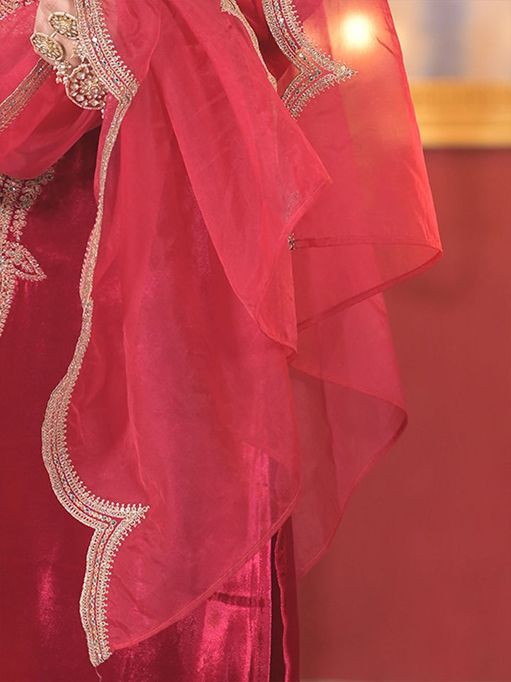 Indo Era Ethnic Motifs Embroidered Sequinned Velvet Kurta With Trousers & Dupatta