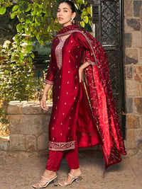 Indo Era Ethnic Motifs Embroidered V-Neck Thread Work Kurta with Trousers & Dupatta