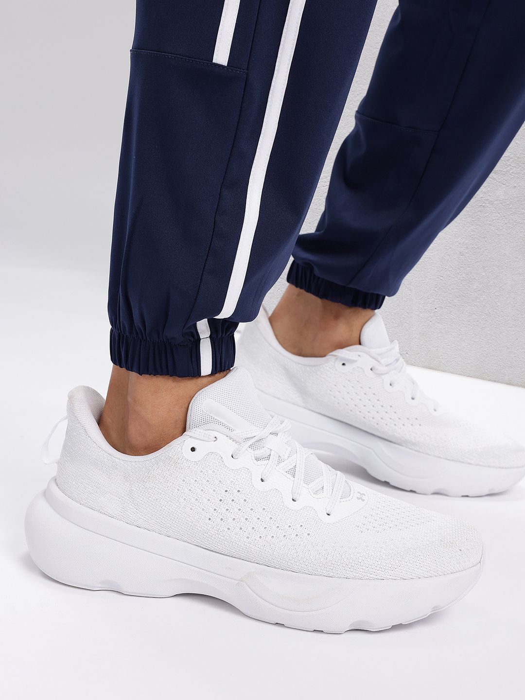 HRX by Hrithik Roshan Men Rapid-Dry Training Joggers