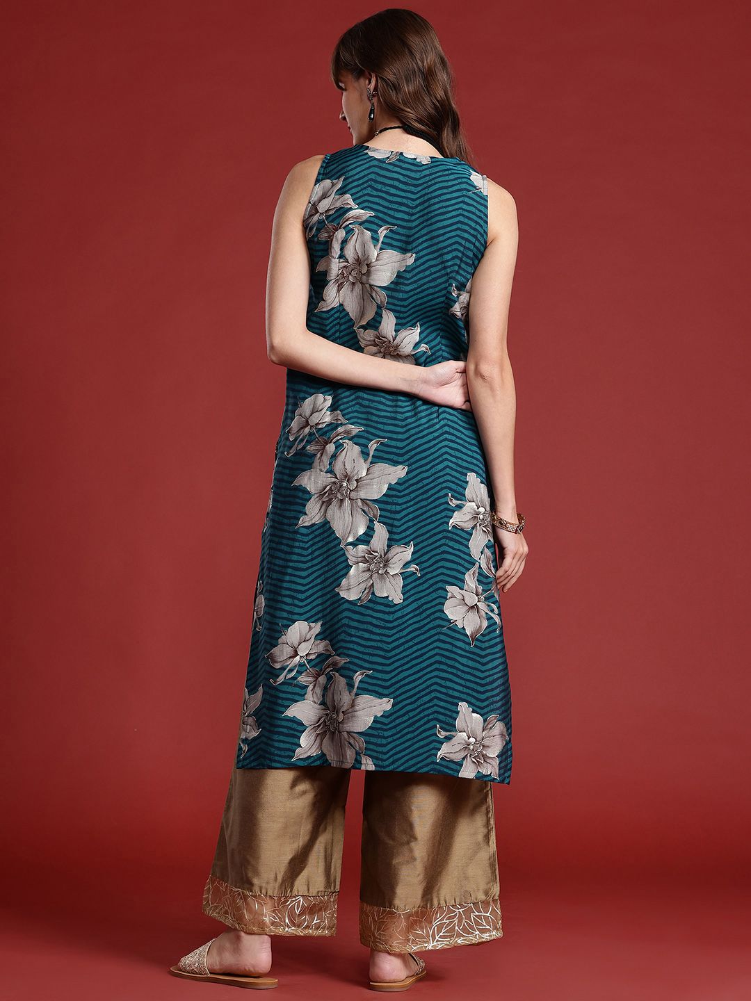 Anouk Floral Printed V-Neck Straight Kurta