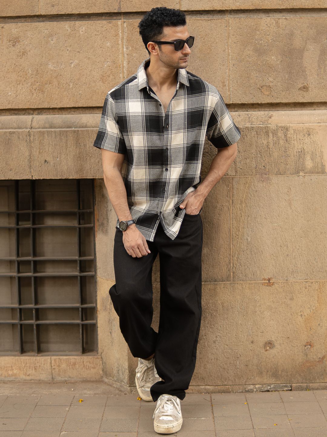 Powerlook Men Black Structured Checks Shirt