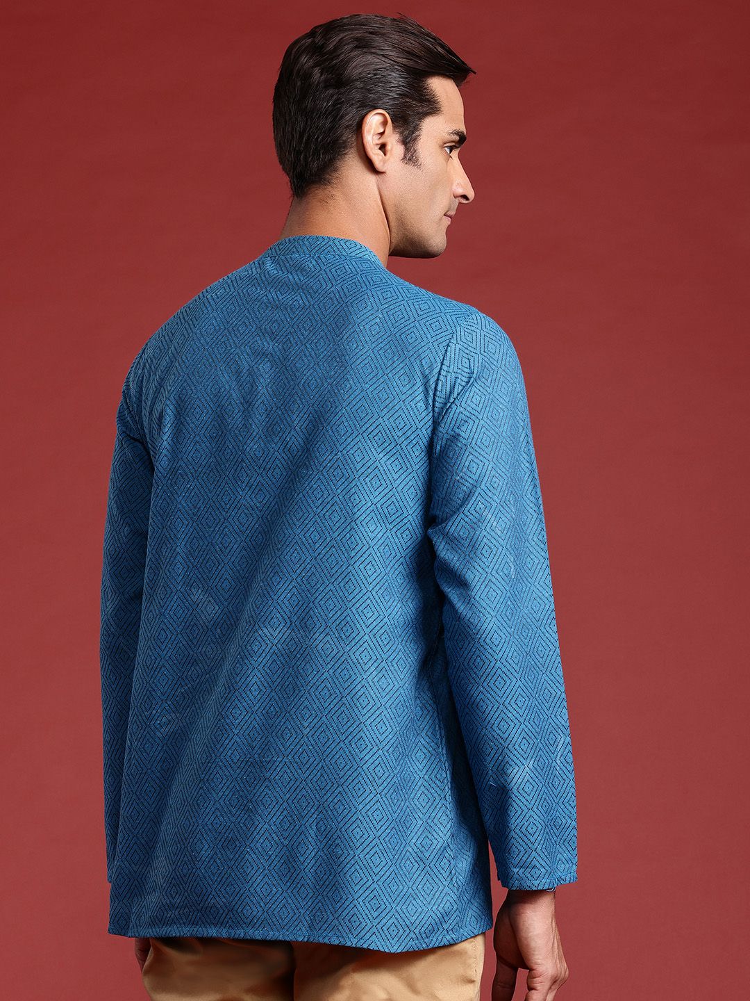 Anouk Woven Design Straight Kurta