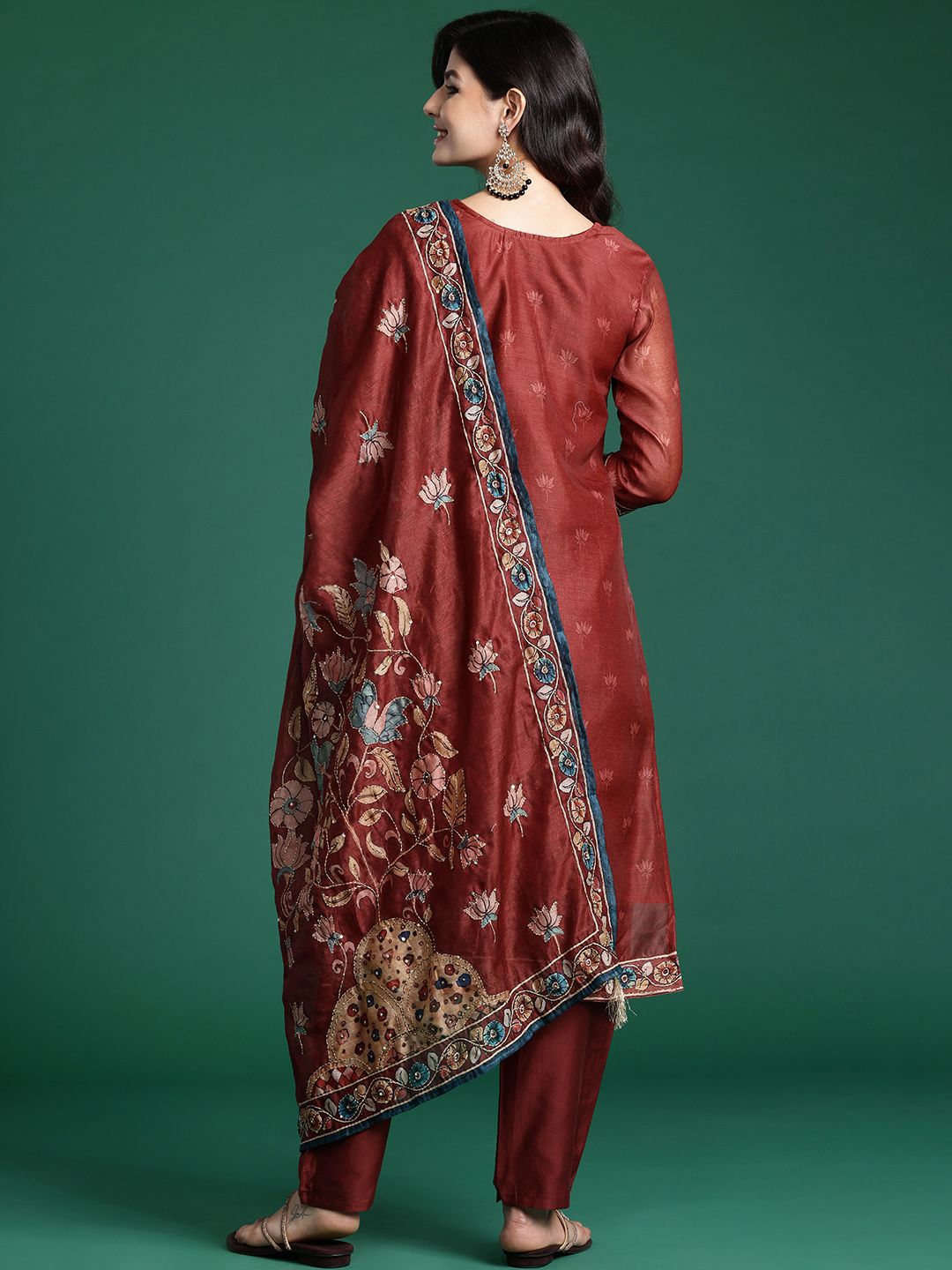Indo Era Ethnic Motifs Embroidered Thread Work Chanderi Silk Kurta With Trousers & Dupatta