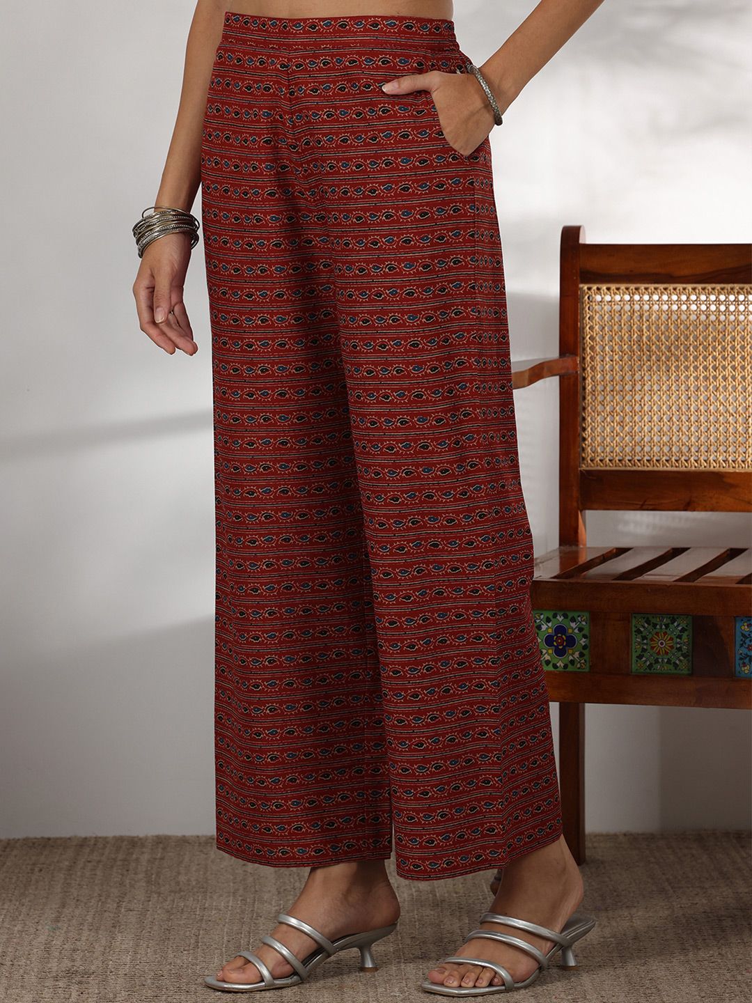 Libas Floral Printed Notch Neck Pure Cotton Straight Kurta with Palazzos & Dupatta