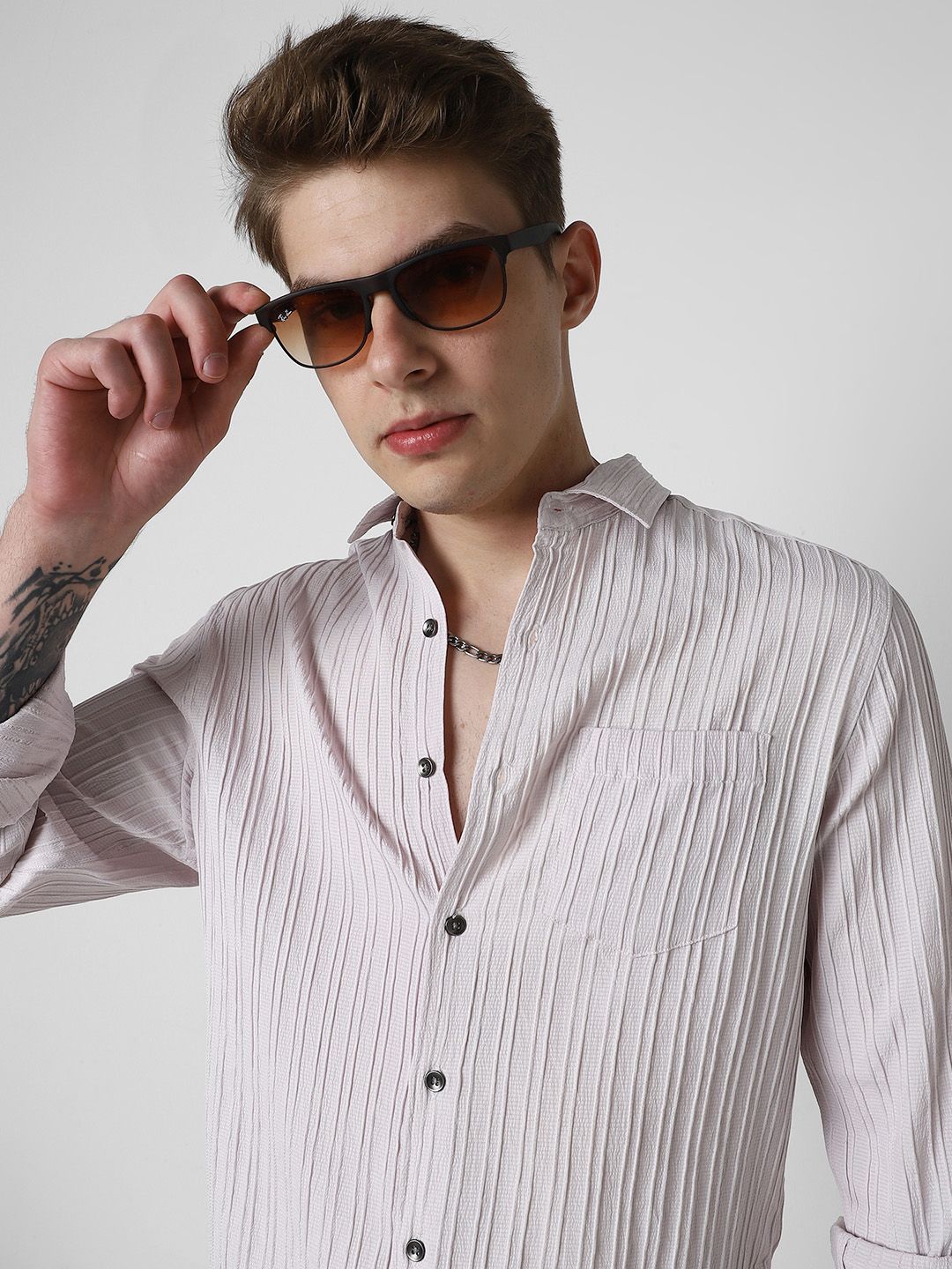 VASTRADO Men Classic Slim Fit Opaque Striped Casual Shirt