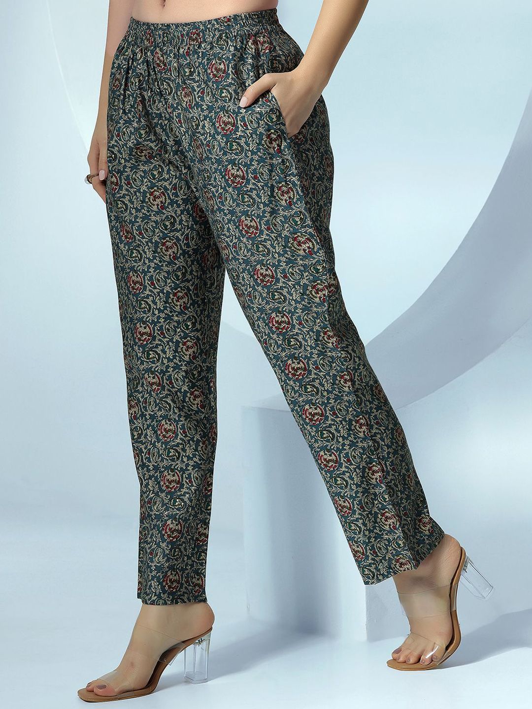 Libas Floral Printed Pleated Shirt With Trousers Co-Ords