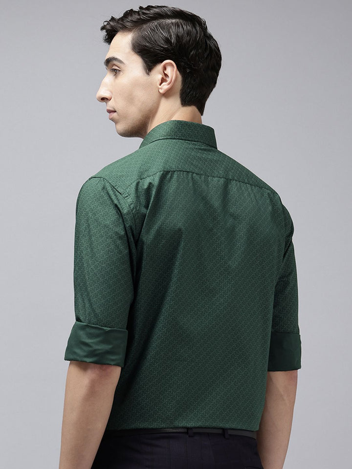 Park Avenue Slim Fit Geometric Printed Formal Shirt
