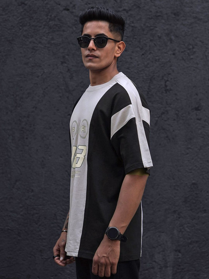 Powerlook Men Typography Colourblocked Drop-Shoulder Sleeves T-shirt